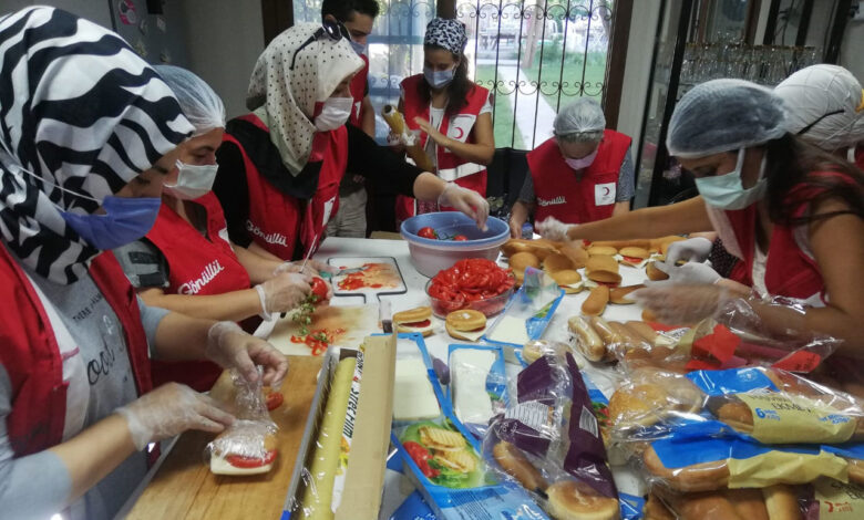 Türk Kızılayı Urla’dan söndürme çalışmalarına destek