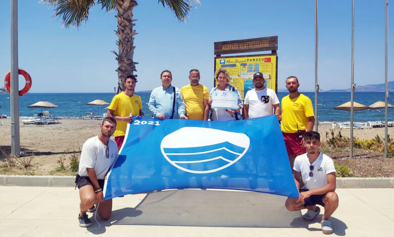 İzmir Aliağa Ağapark Plajı mavi bayrakla taçlandı