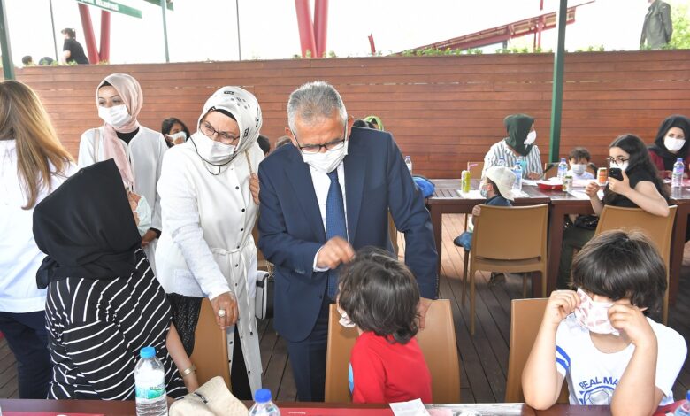 Memduh Büyükkılıç’ı duygulandıran etkinlik