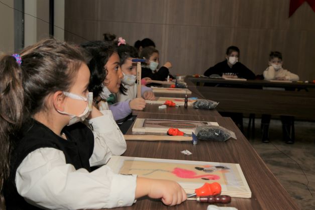 Ara tatil keyfi, sanat ve eğlence atölyelerinde başladı