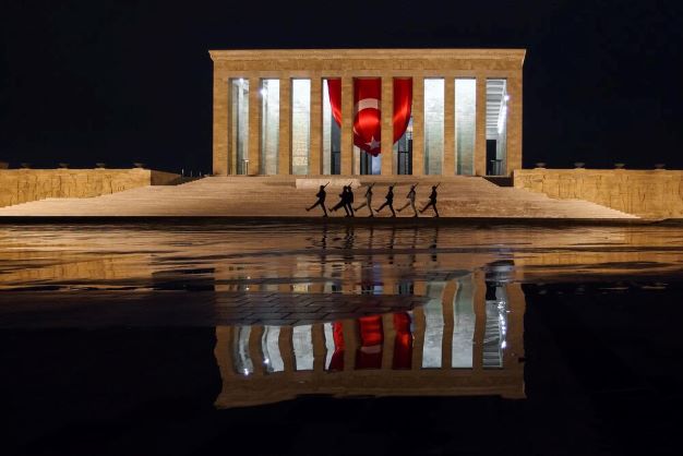 GÖLCÜK BELEDİYESİ FOTOĞRAF YARIŞMALARINDA DERECEYE GİRENLER ÖDÜLLERİNE KAVUŞUYOR