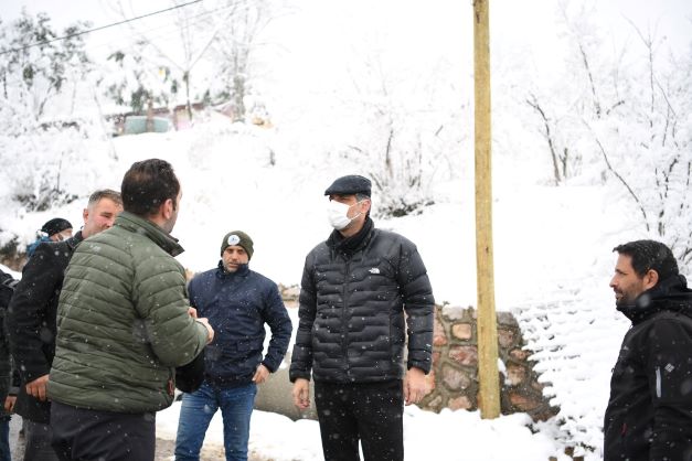 Başkan Kocaman Avluburun'da Kar Mesaisinde