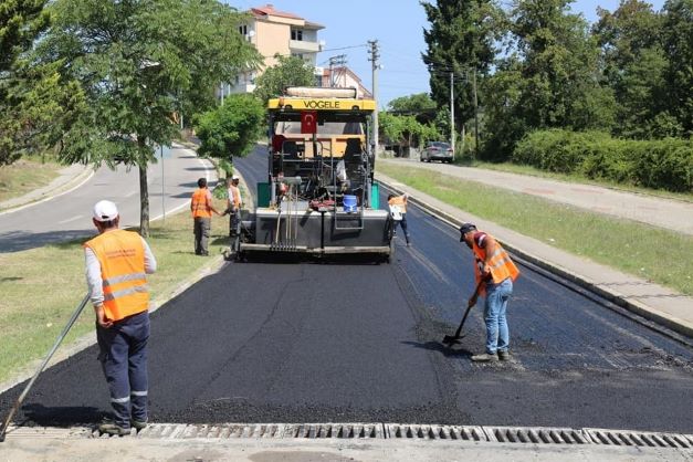Gölcük Belediyesi, 2021 yılında 43 bin 122 ton asfalt serimi gerçekleştirdi