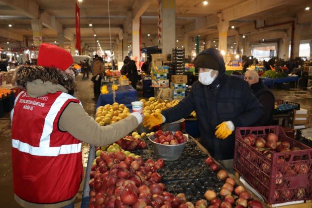 Mobil çorba ikramı vatandaşları mutlu etti