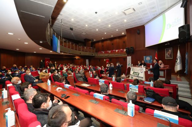 Memura yüzde 100, sözleşmeli memura yüzde 200 zam!