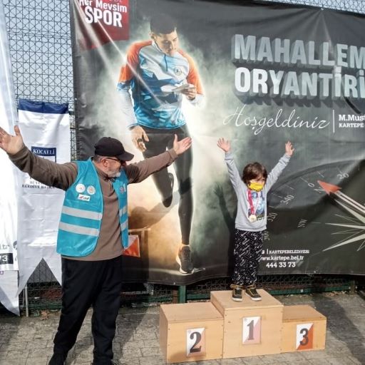 KARTEPE’DE ORYANTİRİNG YARIŞINA BÜYÜK İLGİ