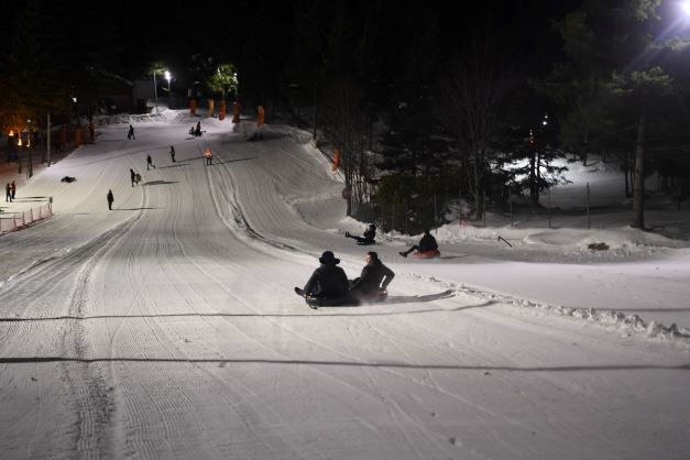 Kartepeli Gençlerin Kocamanla Kar Keyfi