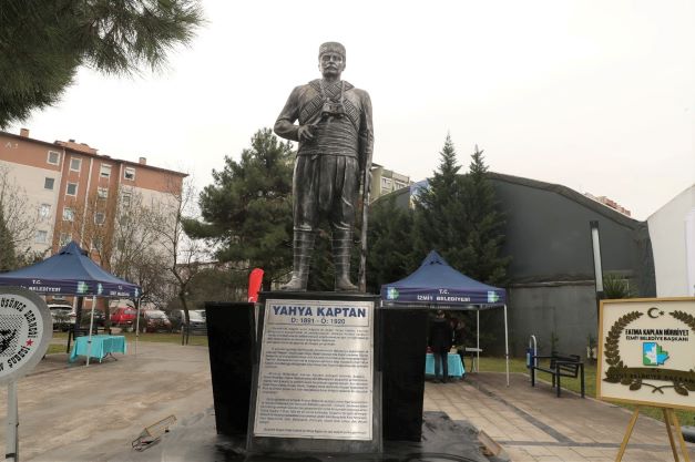 Yahya Kaptan Anıtının Başında Anıldı