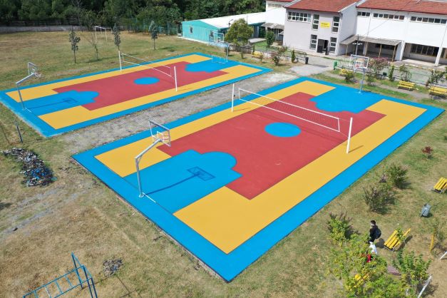 Büyükşehir’den 92 okula daha basketbol ve voleybol sahası