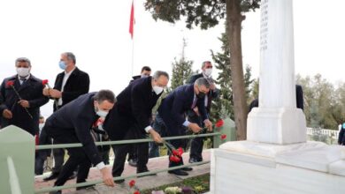 YAHYA KAPTAN, KABRİ BAŞINDA ANILDI