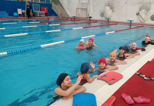 Yüzme Bilmeyen Kalmasın projesinde sömestr dönemi dersleri başladı