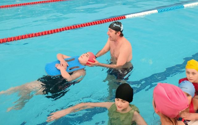 Yüzme Bilmeyen Kalmasın projesinde sömestr dönemi dersleri başladı