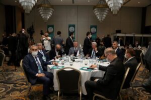 Büyükakın; İnsani değerleri merkeze almalıyız