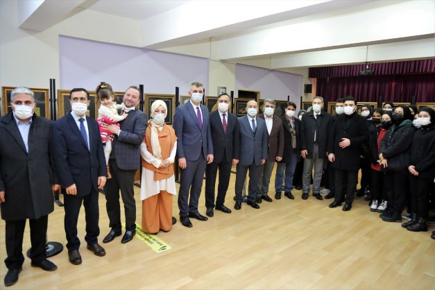 GÖLCÜK MUHTEŞEM BİR SERGİYE EV SAHİPLİĞİ YAPIYOR