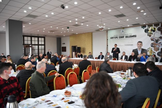 Kocaman, kahveci esnafıyla bir araya geldi