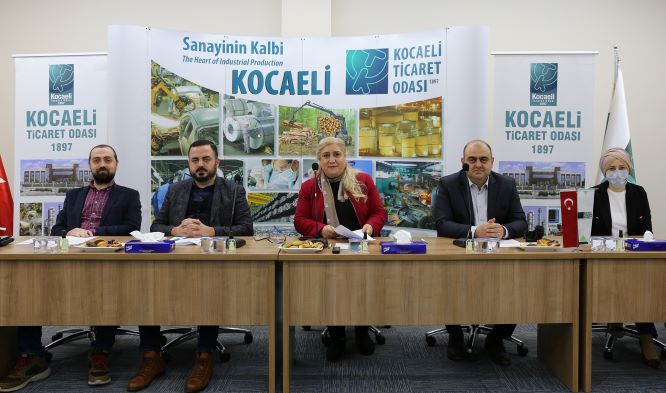 Özel kurs yöneticileri Kocaeli Ticaret Odası’nda toplandı