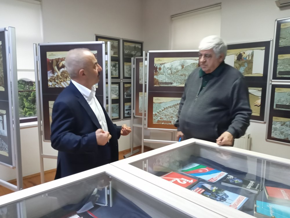 Aydın, Kocaeli Haydar Aliyev Kültür Evi’ni ziyaret etti