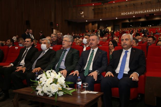 Büyükşehir’den Kocaeli’ye 3 yılda 4,5 milyarlık eser ve hizmet