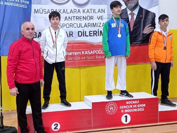 İzmitli karateciler, Türkiye Şampiyonası vizesi aldı
