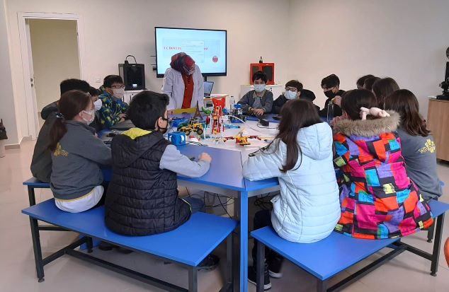 Kartepe Genç Akademi'ye Ziyaretçi Akını