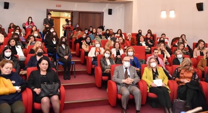 Kadın Girişimciler’in paneline büyük ilgi