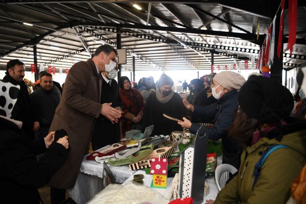 Kartepe Hanımeli Pazarı Kuruldu