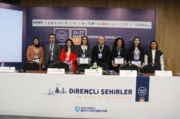 Kartepe Zirvesi güncel konularıyla gündeme yön veriyor