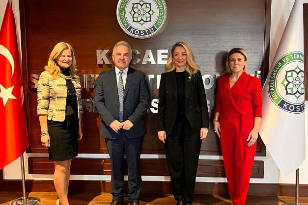 Kocaeli Sağlık ve Teknoloji üniversitesi