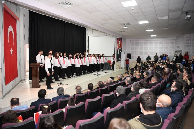 MİLLİ ŞAİR MEHMET AKİF ERSOY, KARTEPE'DE ANILDI