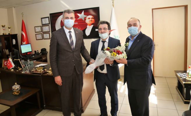 Sezer ve Seymen, Sağlık Çalışanlarının 14 Mart Tıp Bayramı’nı Kutladı