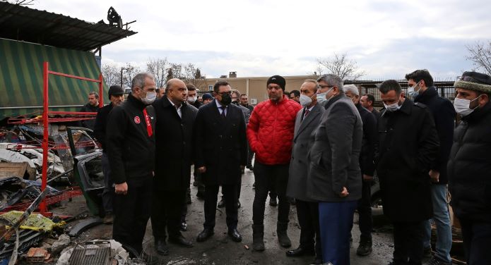 Vali Yavuz ve Başkan Bulut’tan işyeri yanan esnaflara ‘geçmiş olsun’ ziyareti