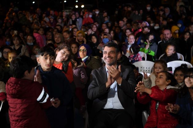 Kartepeli minikler gönüllerince eğleniyorlar