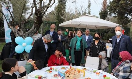 Dilovası’nda anlamlı sofra