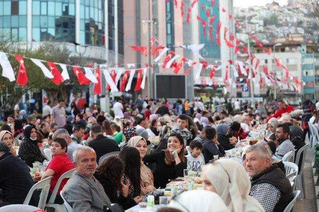 Dünya İzmitliler Günü Unutulmadı