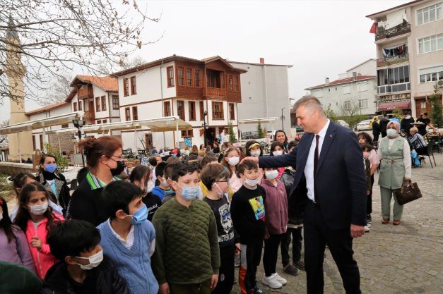 Gölcük'ün Kitap Kurtları Ödüllendirildi