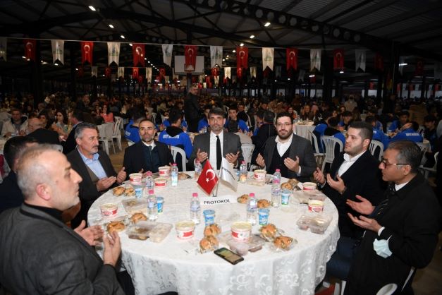 Kartepe'de 6 Bin Kişilik İftar