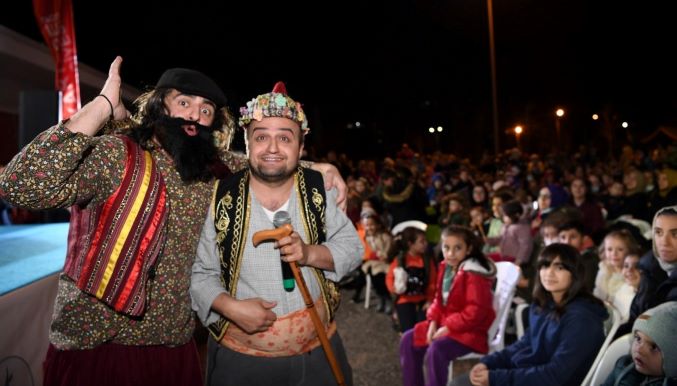 Kartepeli minikler gönüllerince eğleniyorlar