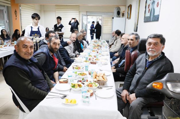 Söğüt, engelliler ve aileleriyle iftarda buluştu