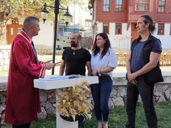 Kıraç Gölcük'te Nikah Şahitliği Yaptı