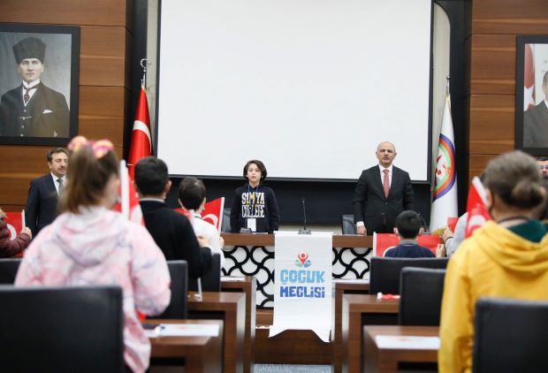 Körfez’de çocuk meclisi kuruldu