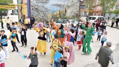 Bayramda Kartepeli Minikler Gönüllerince Eğlendiler