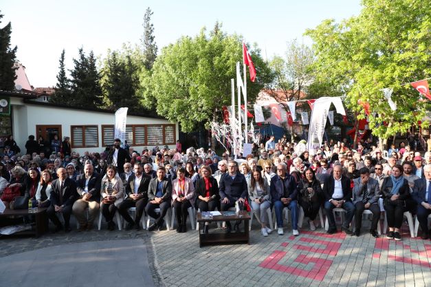 Hıdırellez coşkusu İzmit’te doyasıya yaşanıyor