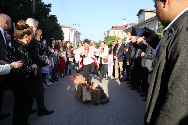 Hıdırellez coşkusu İzmit’te doyasıya yaşanıyor