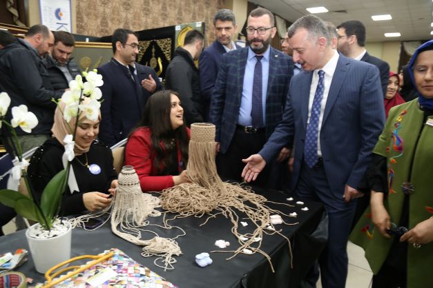 KO-MEK’in Bahar Şenlikleri ilçe sergileriyle başlıyor