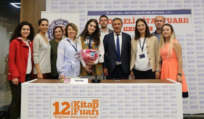 KOTO Okulu’nun gururu Sehle Uysal, okuyucularıyla buluştu