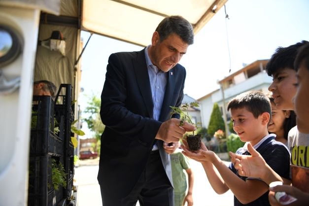 Kartepe'de 123 bin fide toprakla buluştu