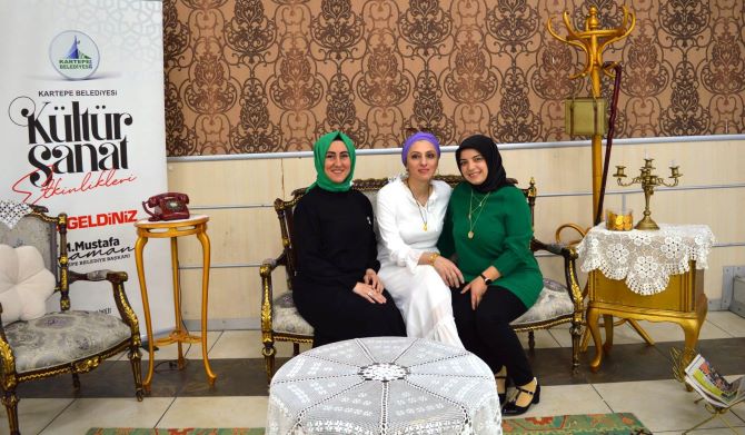 Kartepe'de Annelere Nostalji Rüzgarı