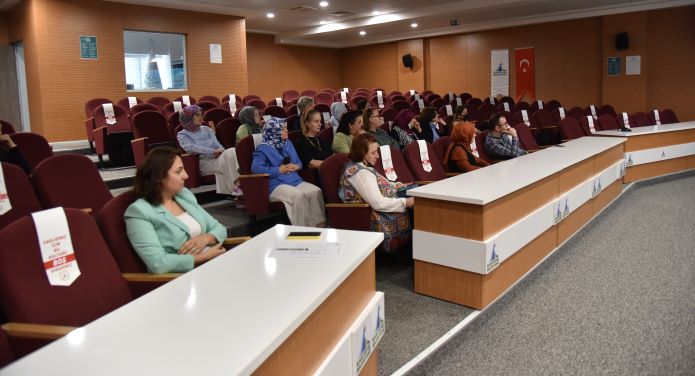 Kartepe'de Sağlıklı Beslenme Semineri