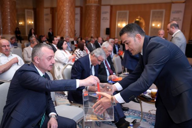 Büyükakın: Müsilaj için uzun vadede kolları sıvadık