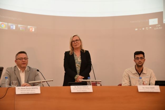 ‘Sanayide Kadın Eli’ Başiskele ve Gölcüklü muhtarlara anlatıldı